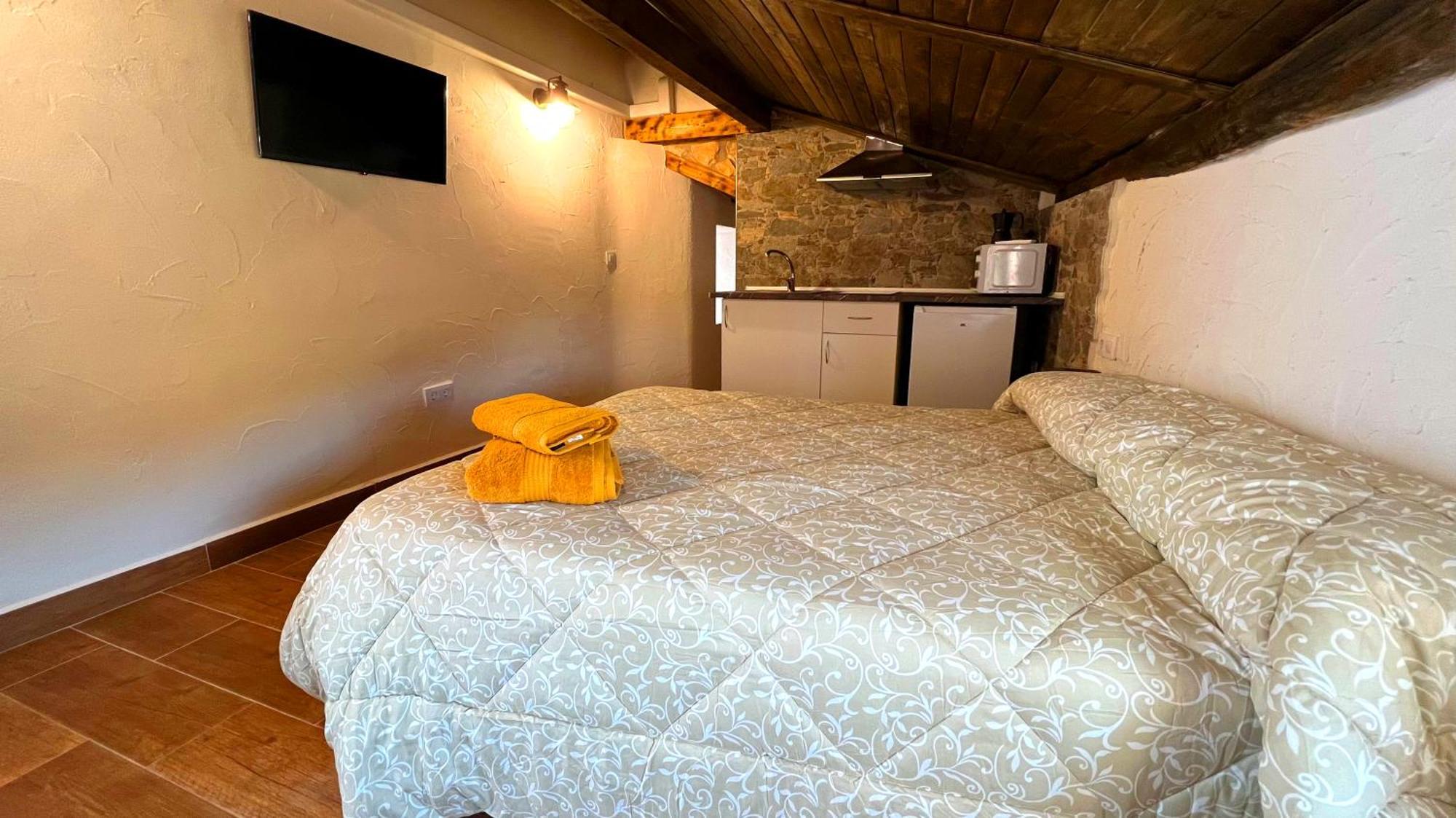 Estudio O Apartamento Toni Alcala del Jucar Esterno foto