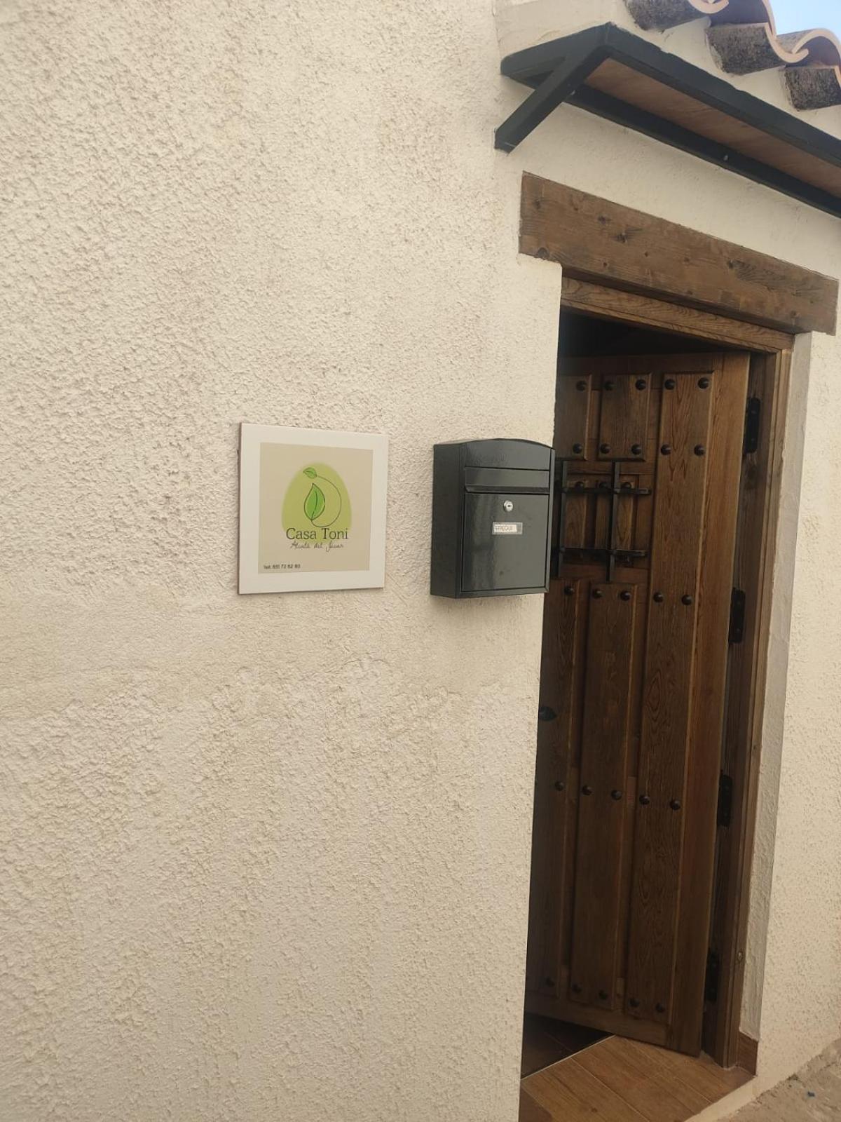 Estudio O Apartamento Toni Alcala del Jucar Esterno foto